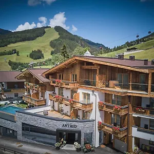 Astrid - Inklusive Kostenfreier Jokercard Hotel Saalbach-Hinterglemm