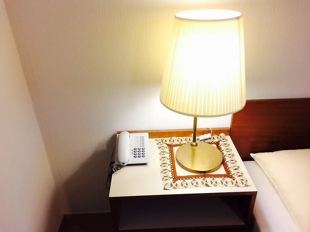 Pension Hotel Mariahilf Viena