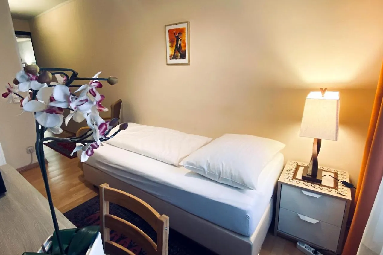 Bed & Breakfast Pension Hotel Mariahilf Wenen